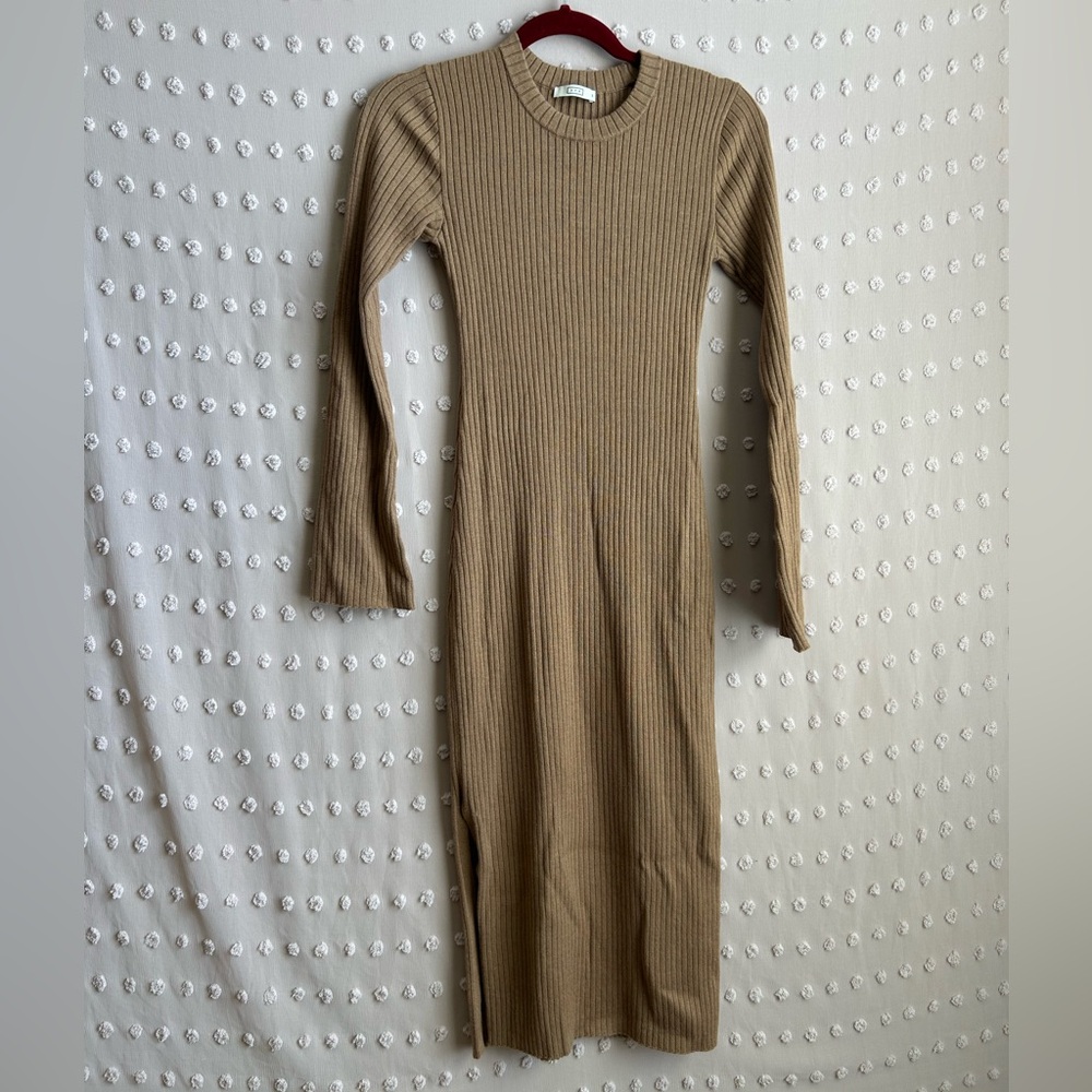 AYR The Crowd Pleaser Ribbed Knit Long Sleeve Midi Dress Sz XS‎ Camel Brown
